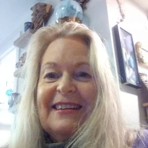 Meet your Posher, Pam